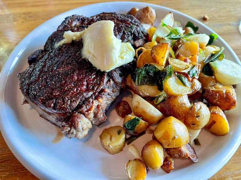The Admiral offers some of the city's best new American cuisine with an eclectic and creative twist.