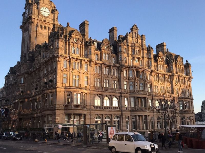 Observatory House is an ideal haven for luxury-seeking travelers, offering a memorable spa resort experience in Edinburgh