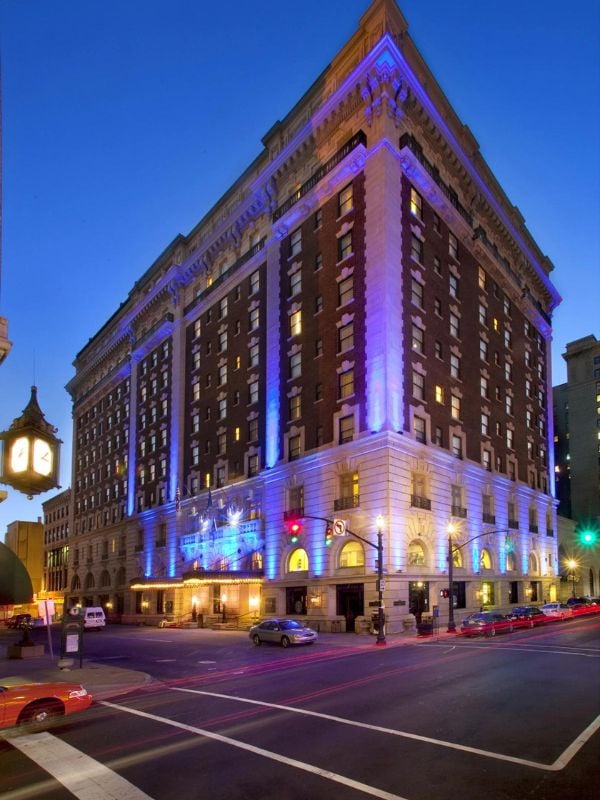 The Seelbach Hotel, famed for inspiring 'The Great Gatsby,' seamlessly blends luxury and historical charm.