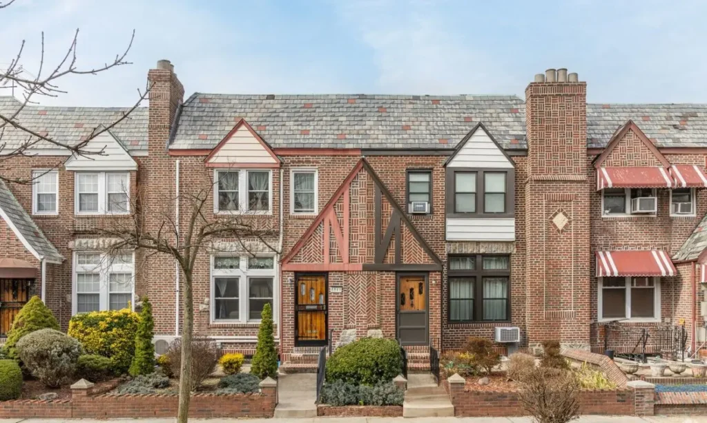 A row of brick townhouses with decorative facades in Glendale.
