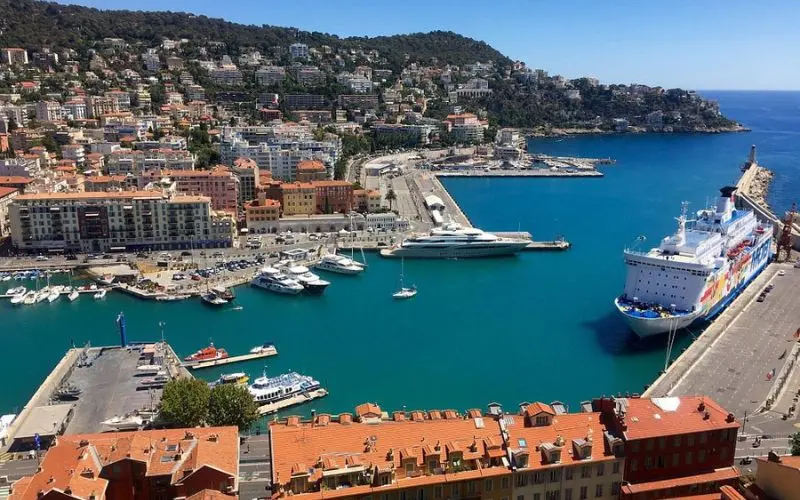 View of harbor with cruise ships at Promenade des Anglais.