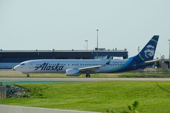 Flying Alaska Airlines First Class? Here’s What to Expect in 2025