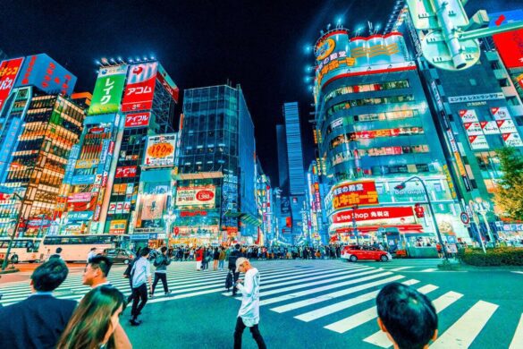 13 Weird & Wonderful Things to Do in Tokyo at Night (2025 Guide)