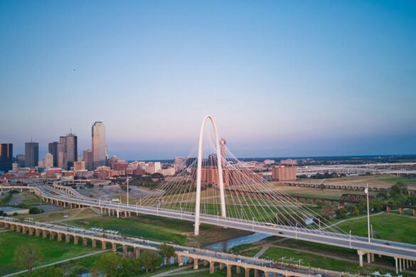 13 Iconic Dallas Attractions & Activities for Young Adults to Add to Your Itinerary