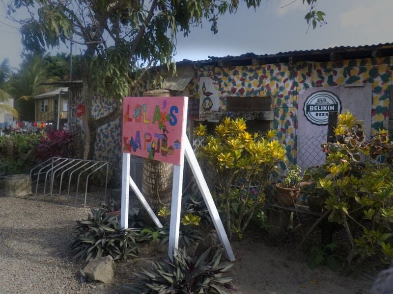 Lola's Gallery captivates art enthusiasts and curious visitors with a memorable experience.