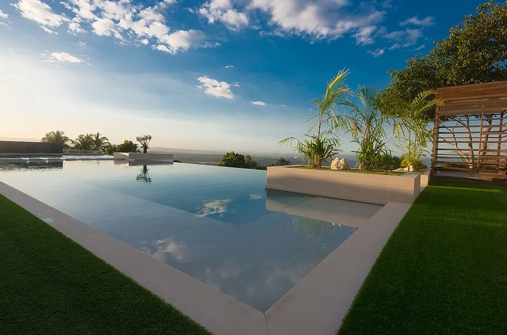 Winds Infinity Pool