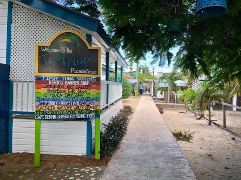 An evening at the Tipsy Strip ranks among the most enjoyable activities in Placencia. | Image Credits: Real Life Recess
