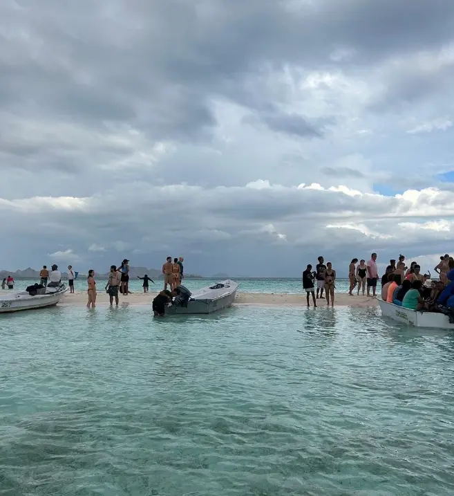 Taka Makassar Island