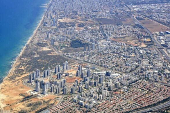 Best Airlines to Fly to Israel Featured Image