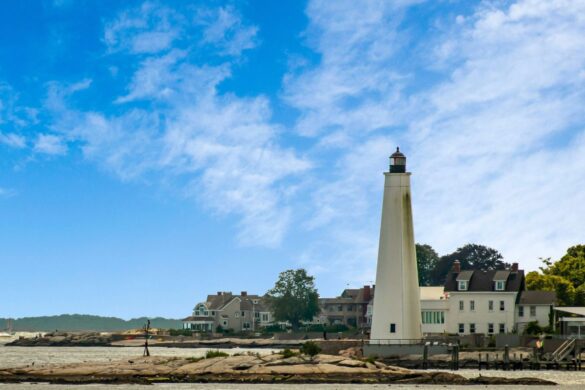 13 Unique Things to Do in Connecticut for Young Adults (Beyond the Basics!)