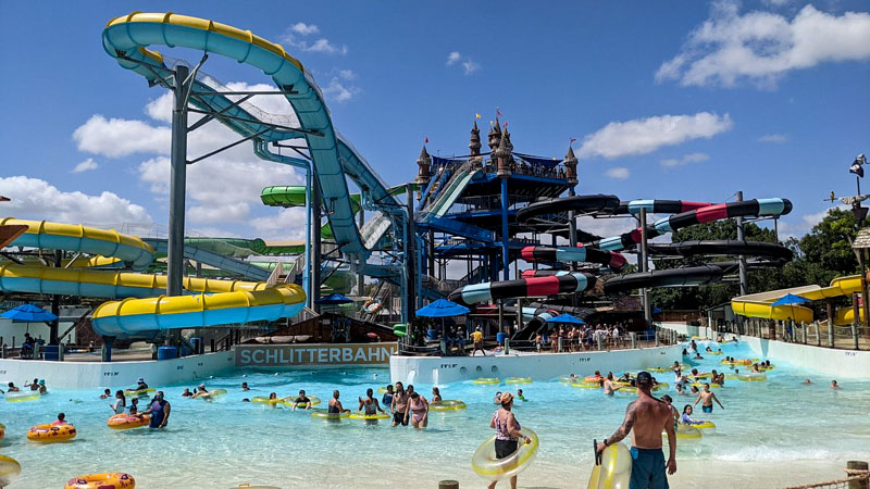For a night filled with water and wonder, Schlitterbahn Waterpark keeps the fun going even after sunset.