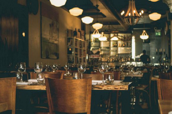 16 Unique Restaurants in Cedar Rapids, Iowa: Explore the Best Dining Spots With a Twist