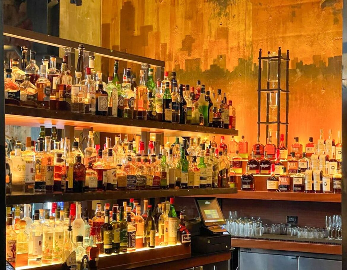 Unique Restaurants in Florida