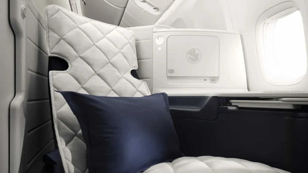 Parisian chic and restful luxury in Business Class with Air France