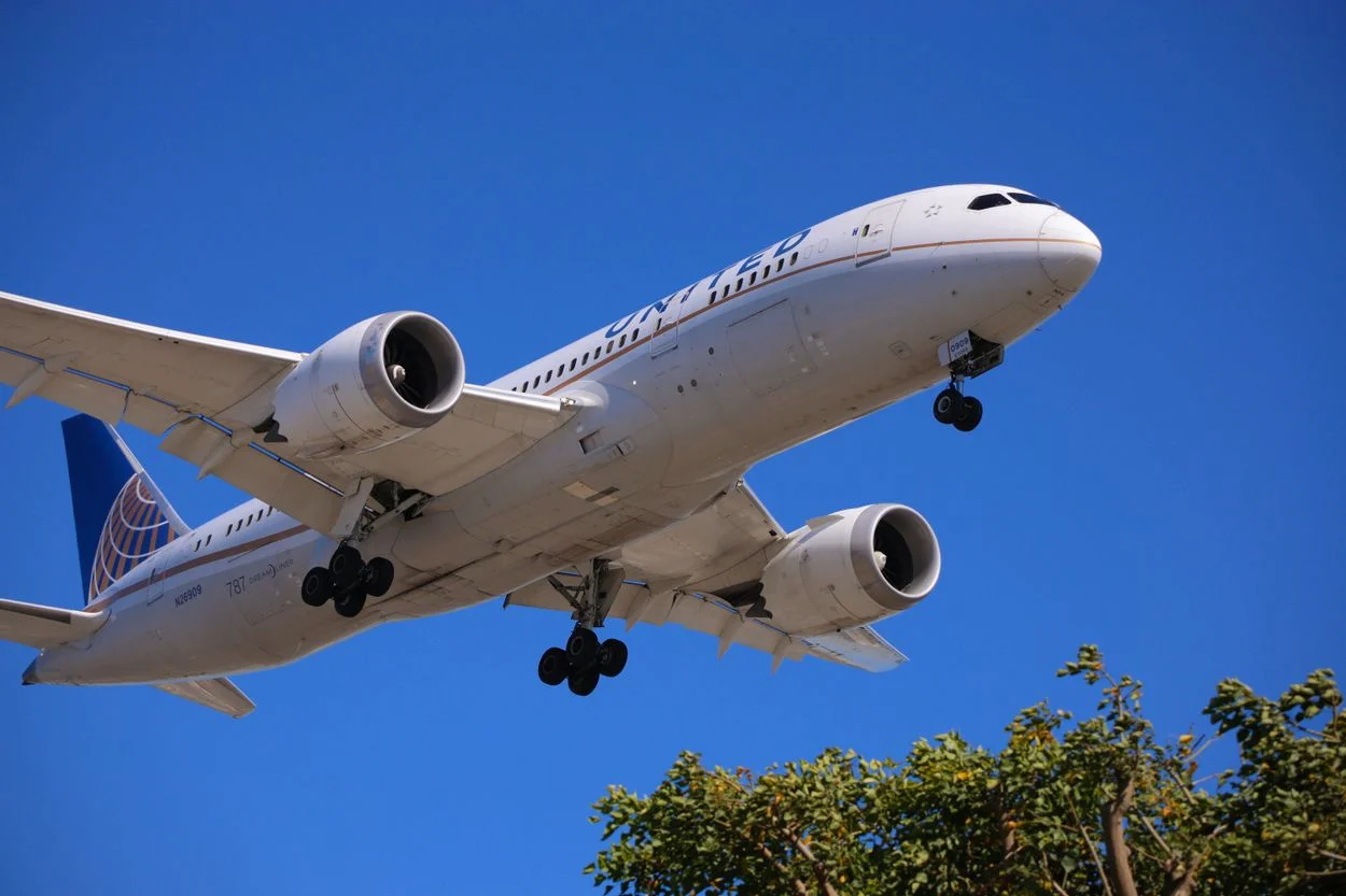 United Airlines offers direct flights to Amsterdam from five US hubs