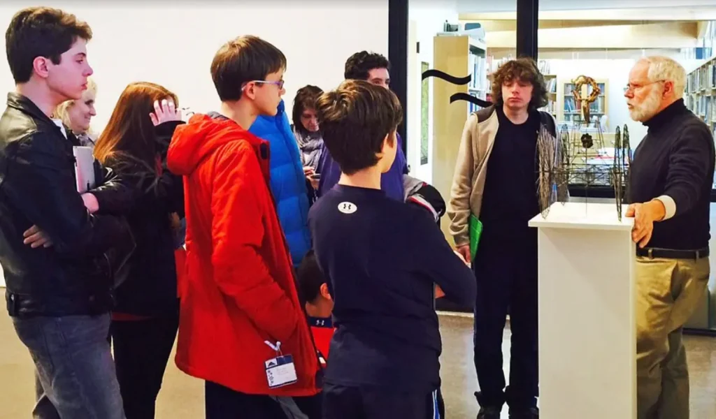 Tour of Art Complex Museum