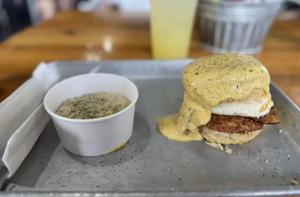 Seven Benedict with Grits