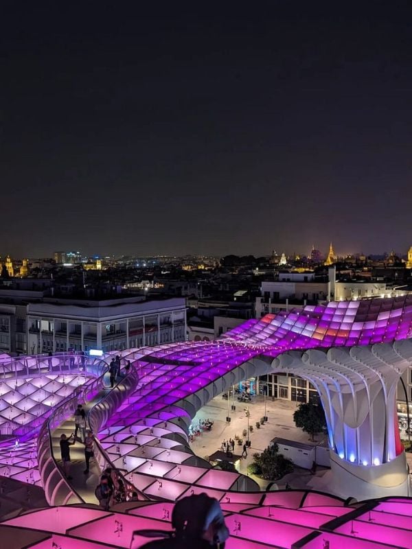 For young adults seeking nighttime excitement in Seville, Metropol Parasol is a fantastic option, offering unforgettable experiences.