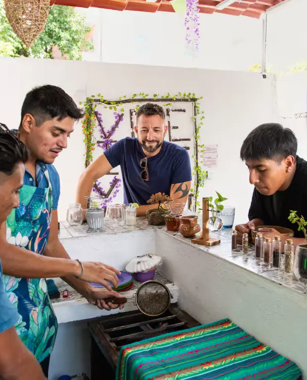 Roast and grind Mexican coffee