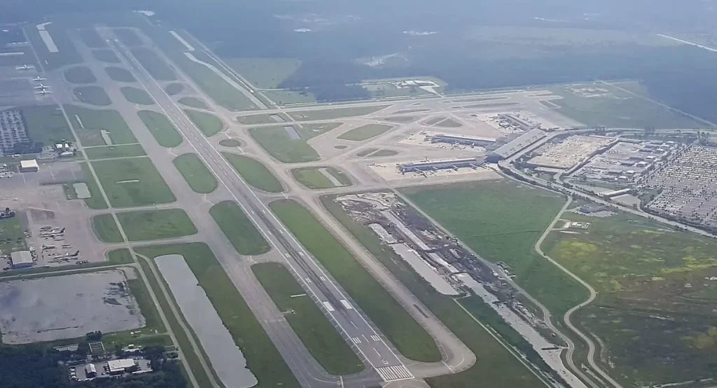 Aerial view of Southwest Florida International Airport (RSW)