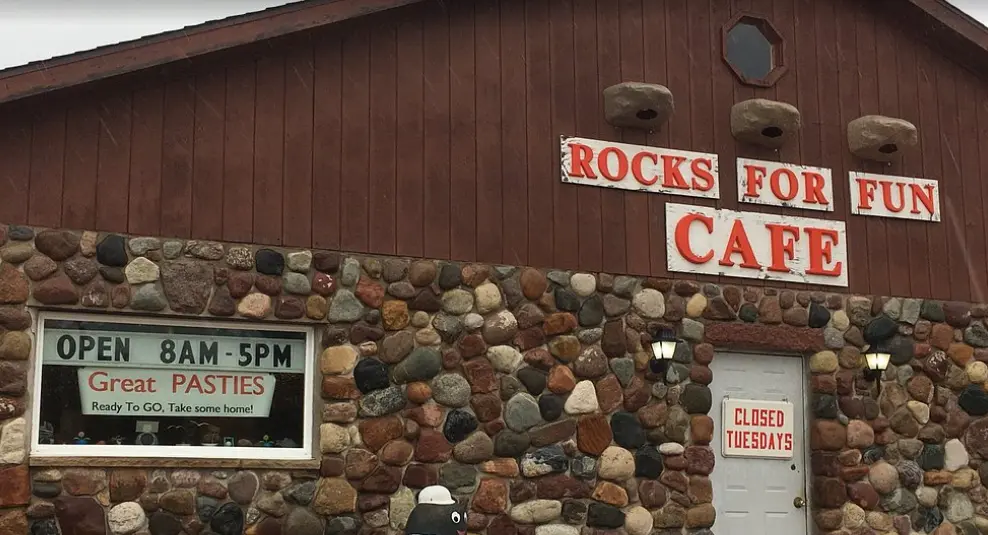 Rocks For Fun Cafe