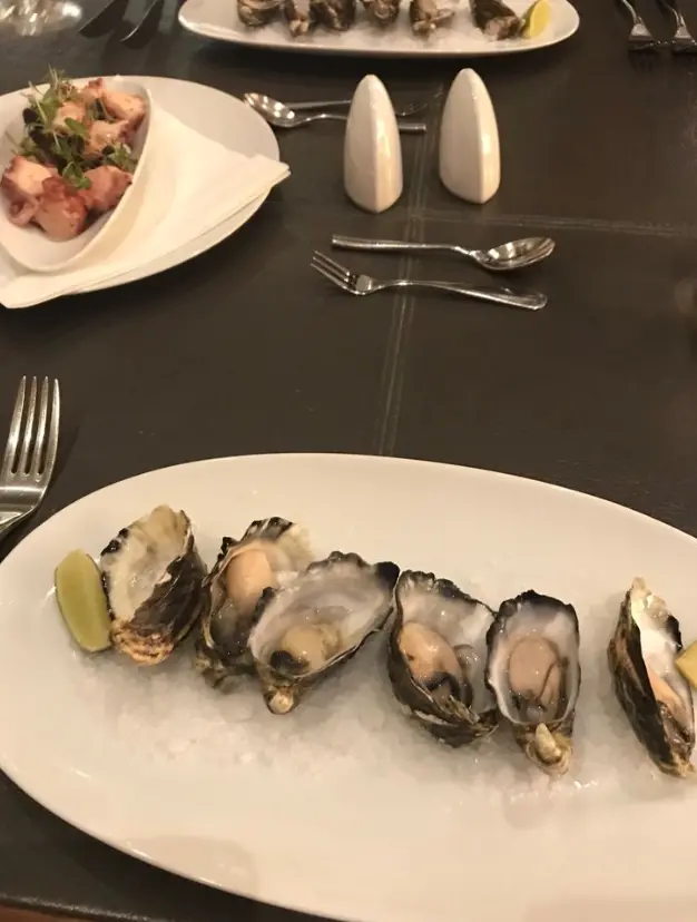 Shadow Wine Bar & Dining Room