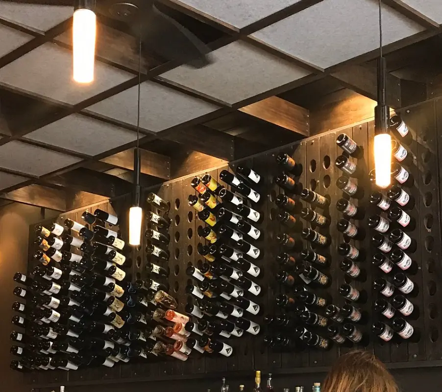 Nido Bar