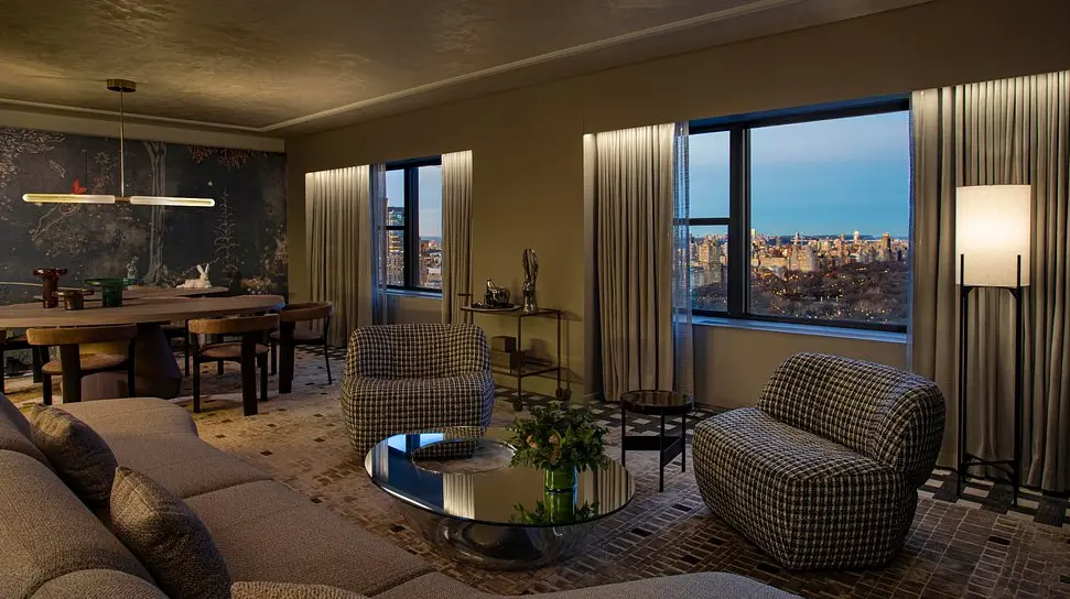 Belvedere Suite - Panoramic Park View 2-Bedroom with 1 King & 2 Queen beds