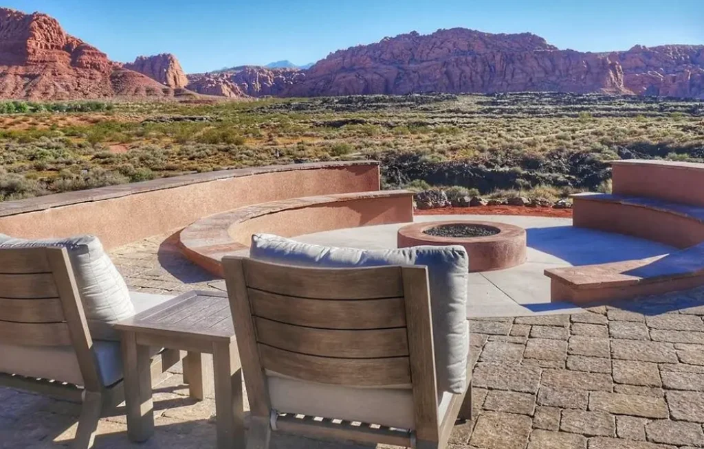 Plume Spa outdoor fire pit