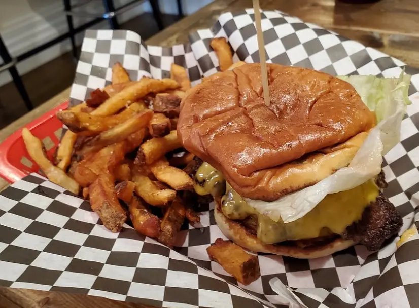 Bard's Burgers & Chili