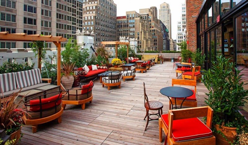 Epic rooftop views from Refinery Rooftop in NYC