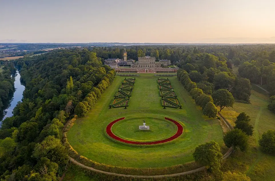 Cliveden House Gardens and Thames River