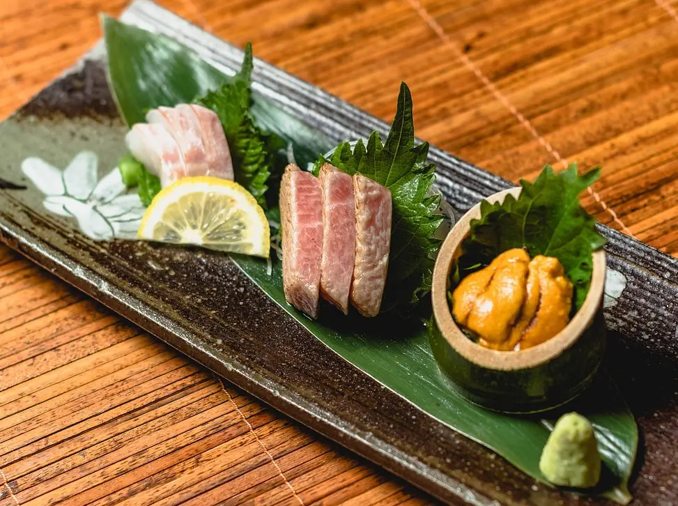 Sashimi Santen Mori: Today's special sashimi trio