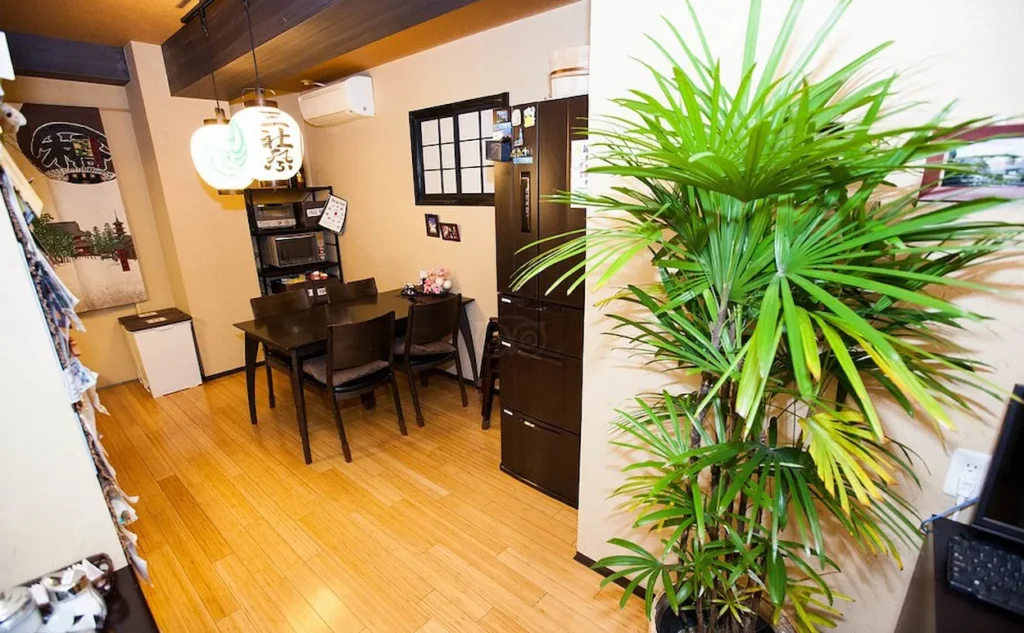 Kitchen at the K's House Tokyo Oasis