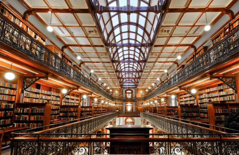 15 Most Beautiful Libraries in the World (Book-Lover Bucket List)