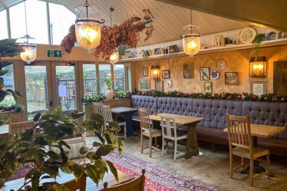 19 Unique Restaurants in the Cotswolds (2025 Guide)
