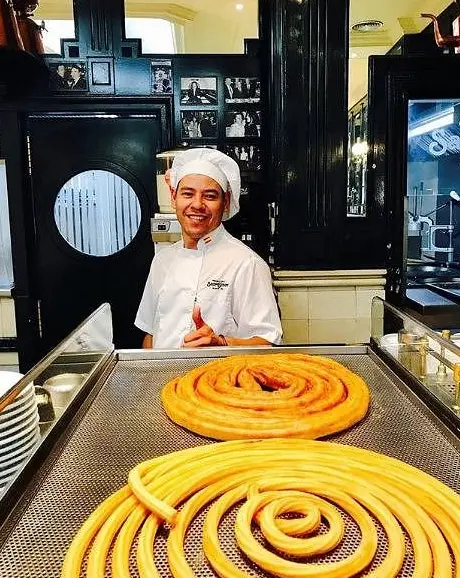 Chocolatería San Ginés