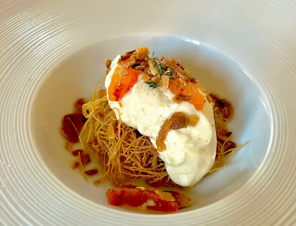 Henry's Seafood Bar & Grill