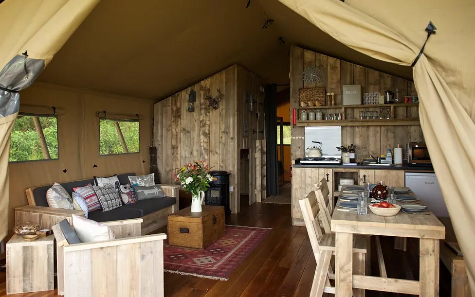 Canvas Lodge Interior
