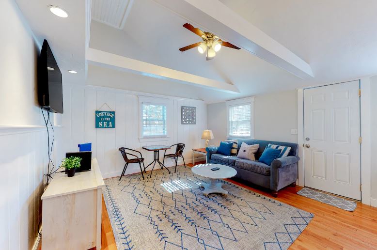 Cozy interior decor