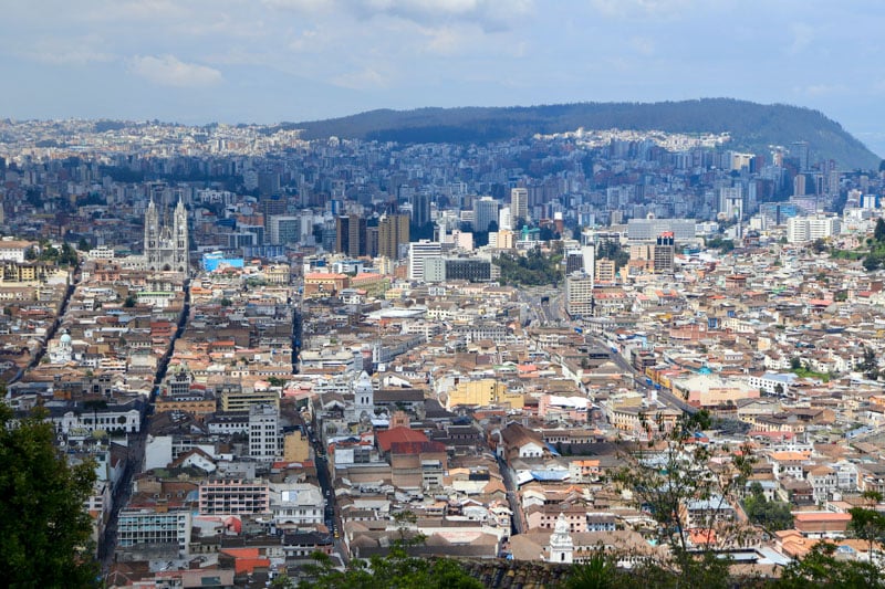 An image of Ecuador, featuring vibrant buildings and urban architecture.