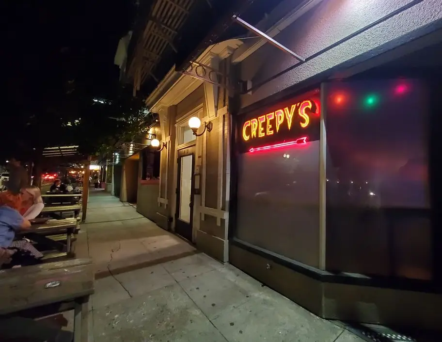 Creepy's exterior