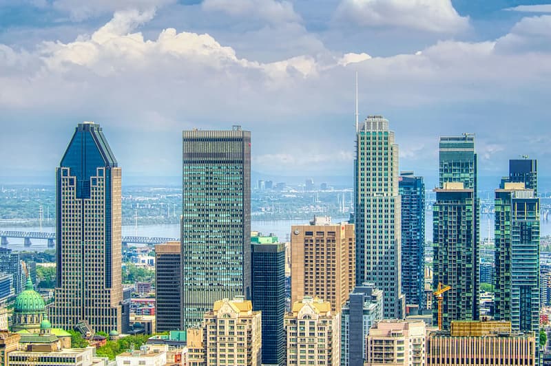 Montreal has many skyscapers