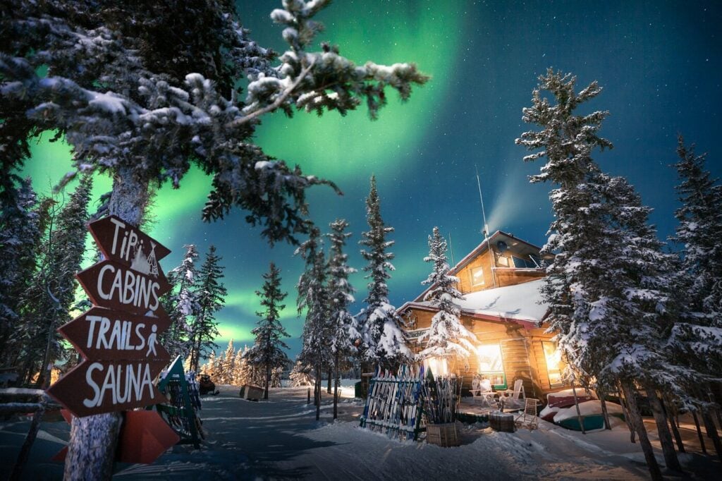 Blachford Lake Lodge