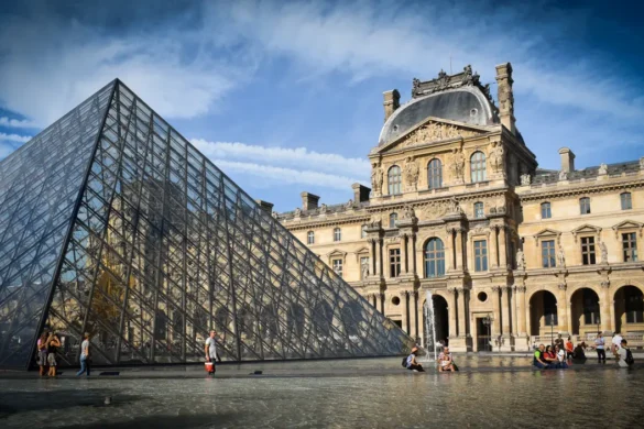 My Favorite Tour of the Louvre